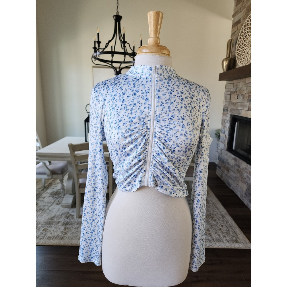 NWOT Boutique TCEC Womens Blue Floral Zip Front Mock Neck Long Sleeve Large LSF